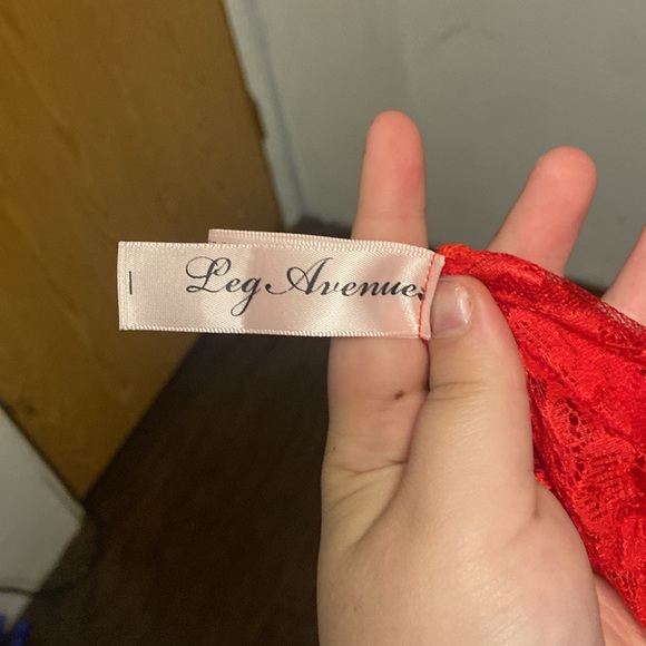 lingerie cover up - Picture 3 of 4